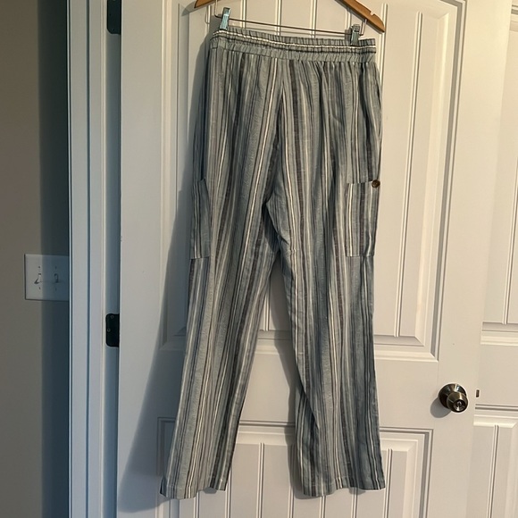 Marissa Olivia Linen cargo Pants Large - Picture 4 of 4